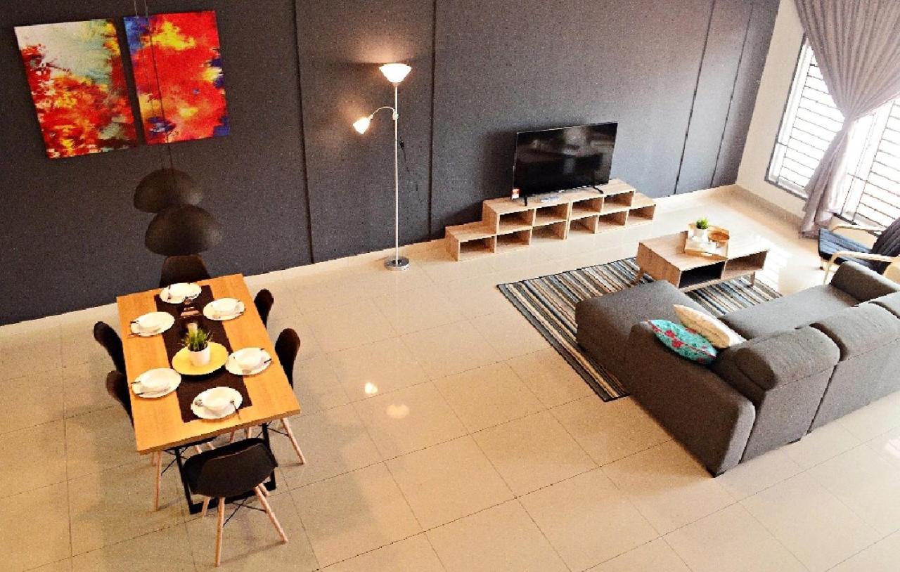 Desaru Cosy Homestay - Near Waterpark, Beach, Rapid -Wifi, Tvbox, Steamboat, Bbq Available Eksteriør bilde